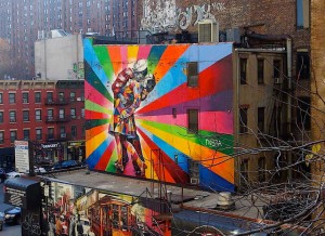 "Sailor Kiss" Mural von Eduardo Kobras - Blick von The High Line
